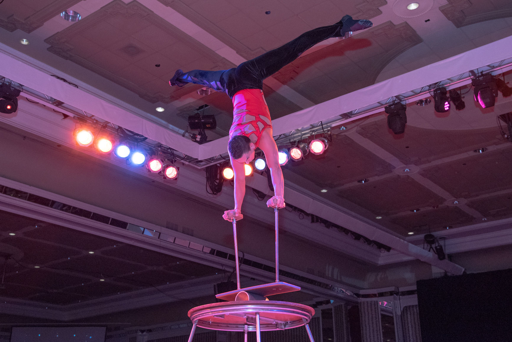 110318_acw_dancinggallery-745.jpg